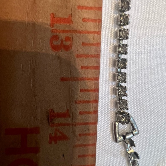 Vintage 14 inch Faux Crystal Neclace with pierced earrings - Picture 5 of 5